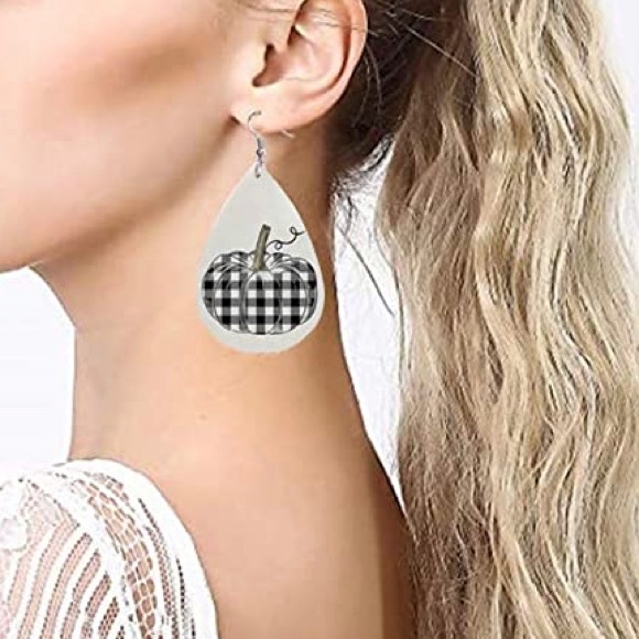 π4 for $20 Fall printed teardrop earrings - Picture 6 of 12
